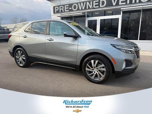 Sterling Gray Metallic 2024 Chevrolet Equinox 1LT