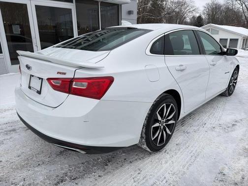 2021 Chevrolet Malibu FWD RS