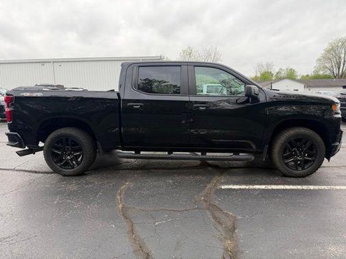 Black 2020 Chevrolet Silverado 1500 Custom