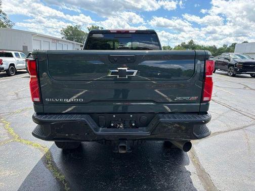 Cypress Gray 2025 Chevrolet Silverado 2500 4WD Crew Cab Standard Bed ZR2