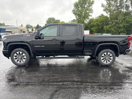 2026 Chevrolet Silverado 2500 Custom