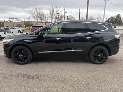 2023 Buick Enclave Essence FWD