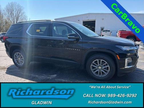 Mosaic Black Metallic 2023 Chevrolet Traverse LT Cloth