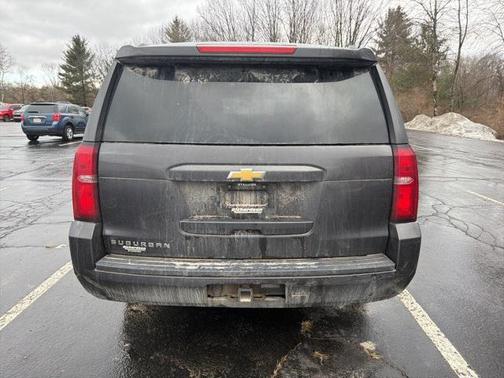 2018 Chevrolet Suburban LS