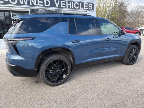 Lakeshore Blue Metallic 2024 Chevrolet Traverse RS