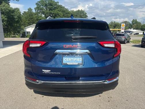 2023 GMC Terrain SLT