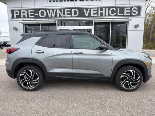 Sterling Gray Metallic 2025 Chevrolet Trailblazer RS