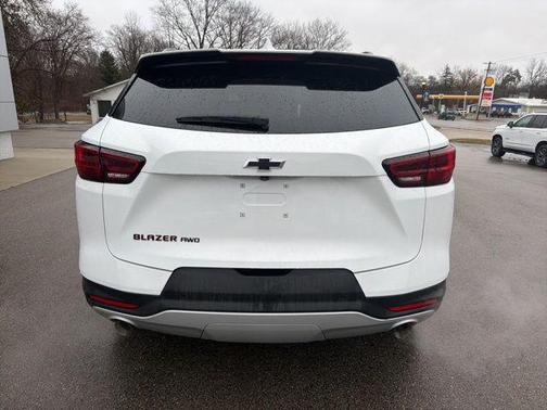 Summit White 2024 Chevrolet Blazer 3LT