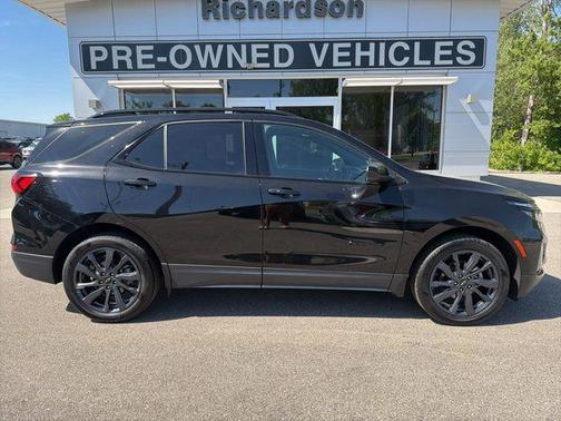 Mosaic Black Metallic 2024 Chevrolet Equinox FWD RS