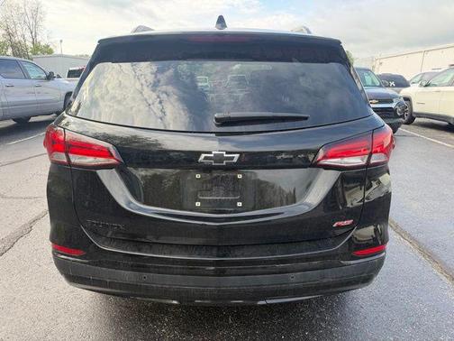 Mosaic Black Metallic 2024 Chevrolet Equinox FWD RS
