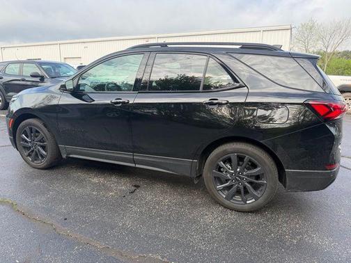 Mosaic Black Metallic 2024 Chevrolet Equinox FWD RS