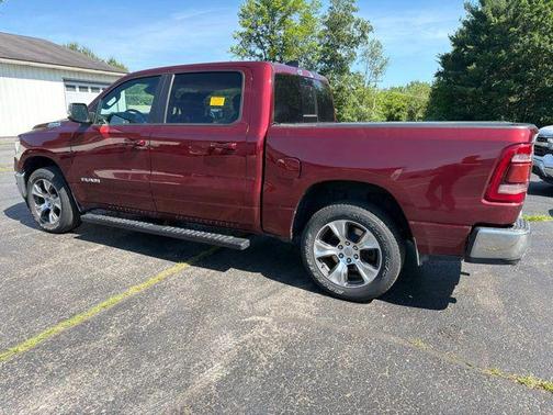 Delmonico Red Pearlcoat 2023 RAM 1500 Laramie