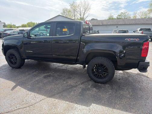Black 2017 Chevrolet Colorado LT