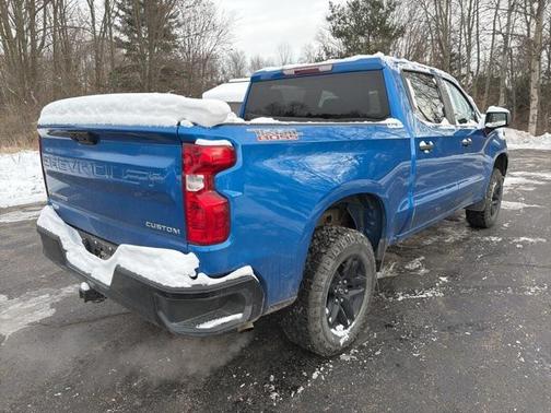 2023 Chevrolet Silverado 1500 Custom Trail Boss