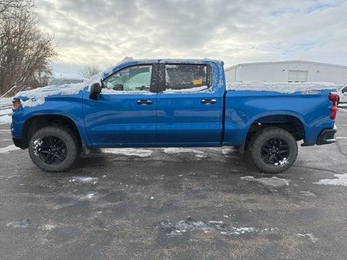 2023 Chevrolet Silverado 1500 Custom Trail Boss
