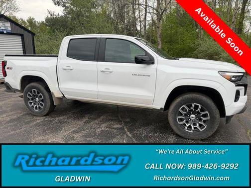 Summit White 2023 Chevrolet Colorado Z71