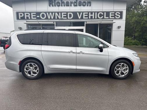 2023 Chrysler Pacifica Limited