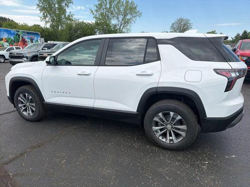 Summit White 2026 Chevrolet Equinox 1LT
