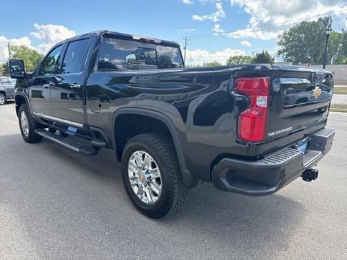 2024 Chevrolet Silverado 2500 High Country
