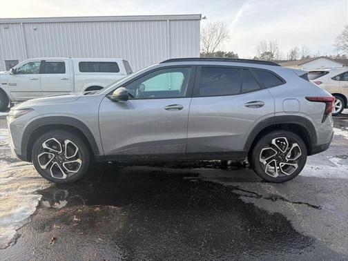 2025 Chevrolet Trax FWD 2RS