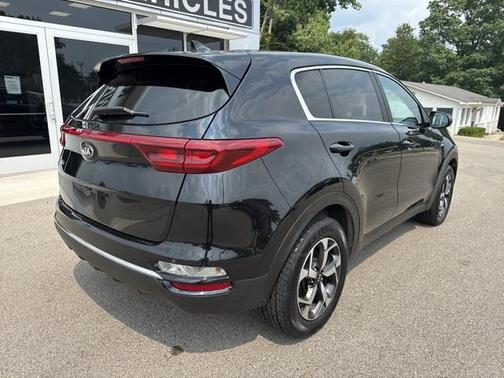2022 Kia Sportage LX