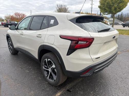 2026 Chevrolet Trax FWD 1RS