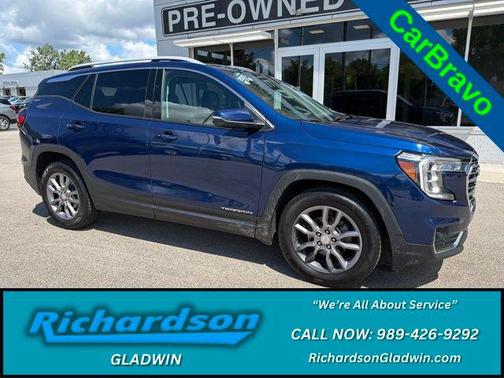 Marine Metallic 2023 GMC Terrain SLT