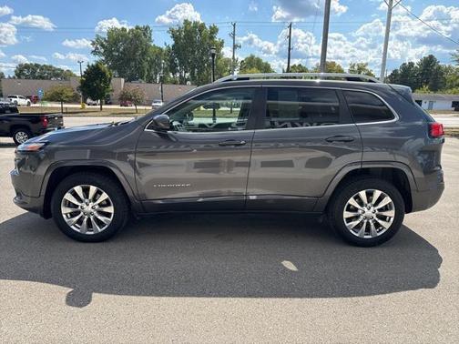 2018 Jeep Cherokee Overland