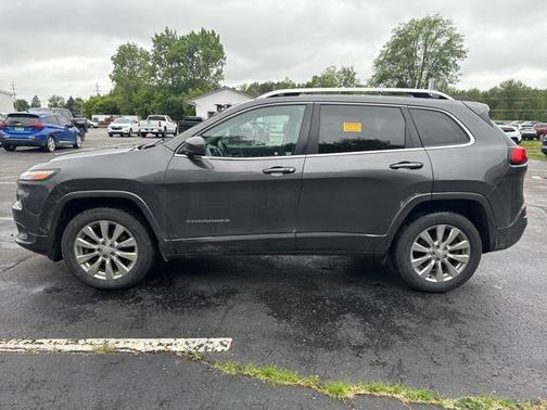 2018 Jeep Cherokee Overland