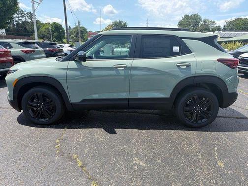 Cacti Green 2026 Chevrolet Trailblazer LT