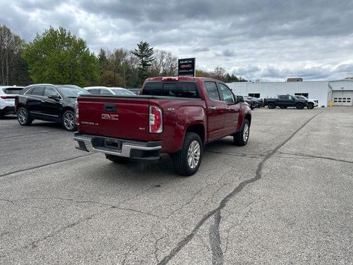 Red 2018 GMC Canyon SLT