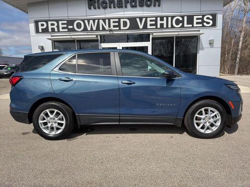 Lakeshore Blue Metallic 2024 Chevrolet Equinox 1LT