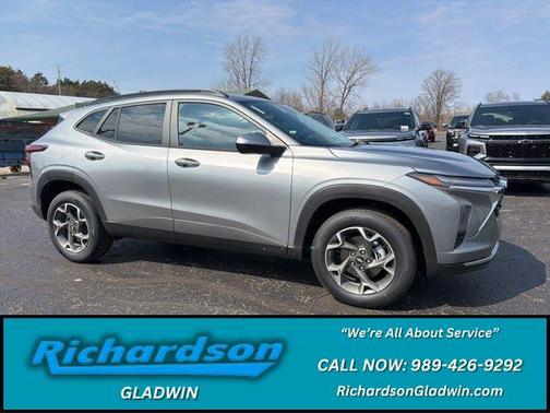 Sterling Gray Metallic 2026 Chevrolet Trax LT