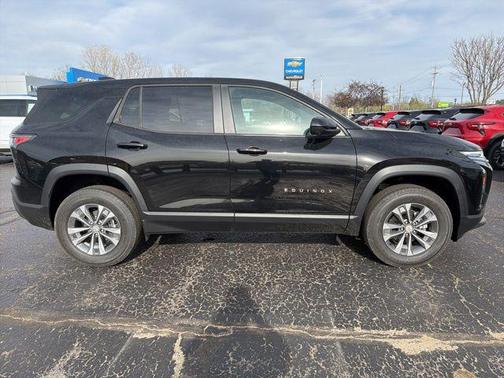Mosaic Black Metallic 2026 Chevrolet Equinox 1LT
