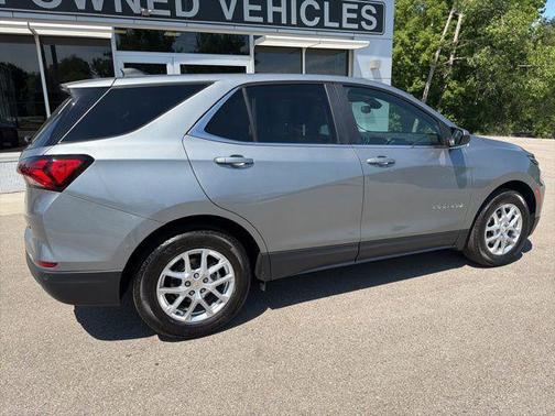 Sterling Gray Metallic 2024 Chevrolet Equinox 1LT