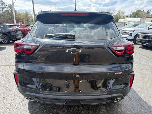 Black Metallic 2026 Chevrolet Trailblazer RS
