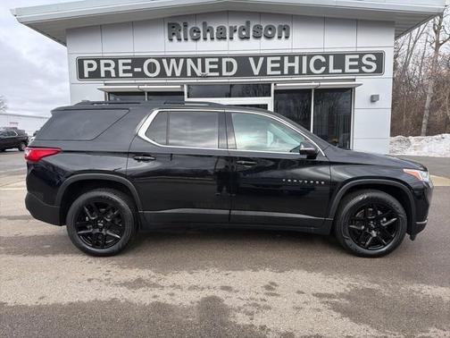 2021 Chevrolet Traverse LT Cloth