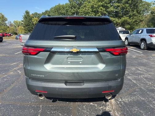 2022 Chevrolet Traverse LT Cloth