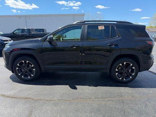 Mosaic Black Metallic 2025 Chevrolet Equinox AWD RS