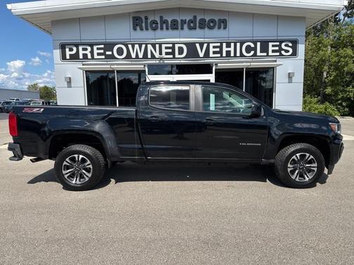 Black 2022 Chevrolet Colorado Z71