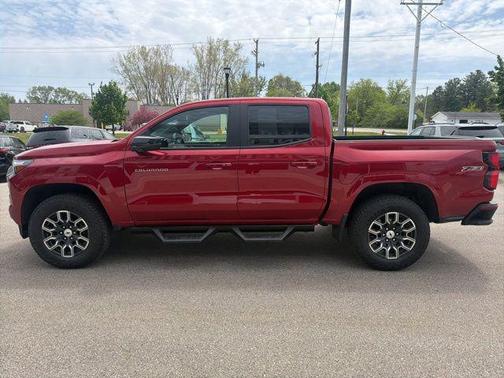Radiant Red Tintcoat 2024 Chevrolet Colorado Z71