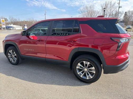 Radiant Red Tintcoat 2025 Chevrolet Equinox 1LT