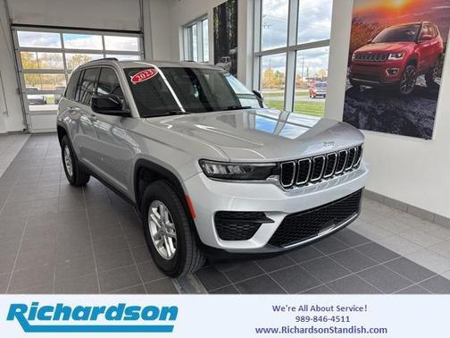 2023 Jeep Grand Cherokee Laredo