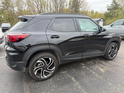 Mosaic Black Metallic 2025 Chevrolet Trailblazer RS