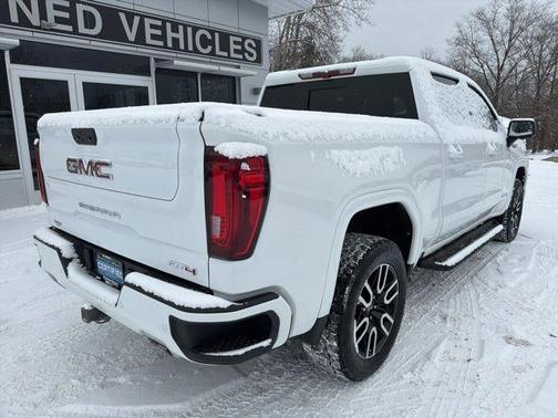 2022 GMC Sierra 1500 AT4