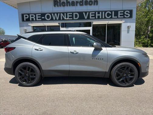 Sterling Gray Metallic 2023 Chevrolet Blazer 3LT