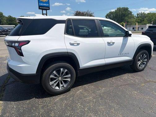 Summit White 2026 Chevrolet Equinox 1LT