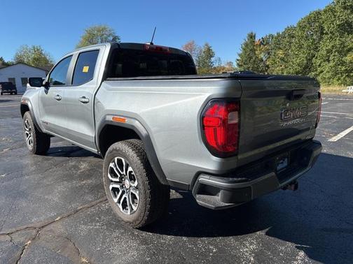 2023 GMC Canyon AT4