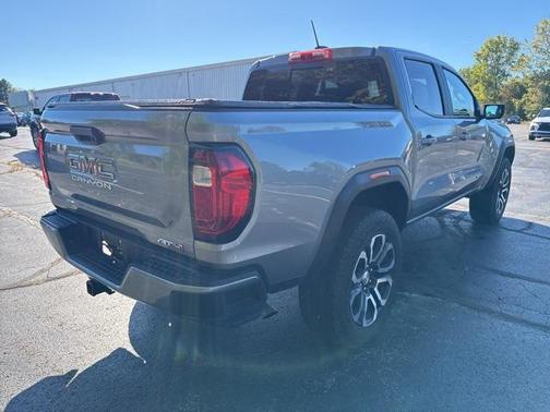 2023 GMC Canyon AT4