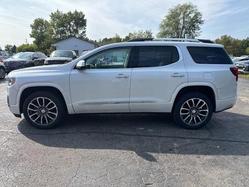 2020 GMC Acadia Denali